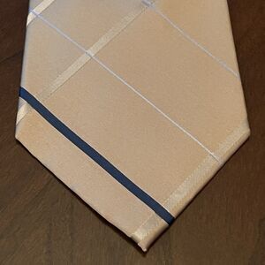 J. Ferrar Tan Blue Plaid 100% Silk Men’s Neck Toe Made In China￼